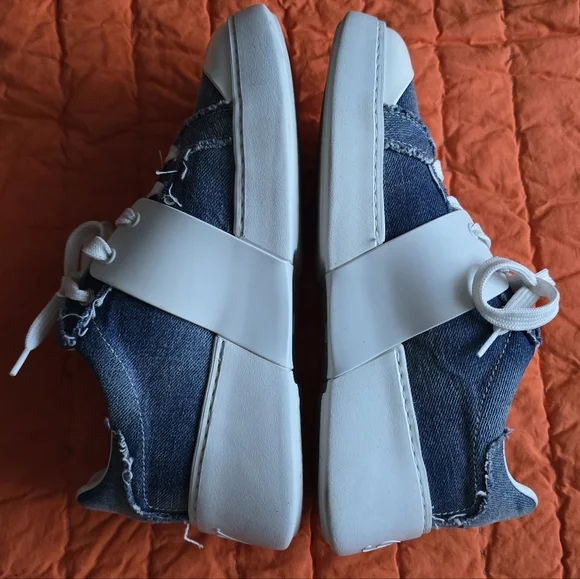 Roger Vivier Viv Crystal Buckle Skate Platform Sneakers Denim - Picture 4 of 7